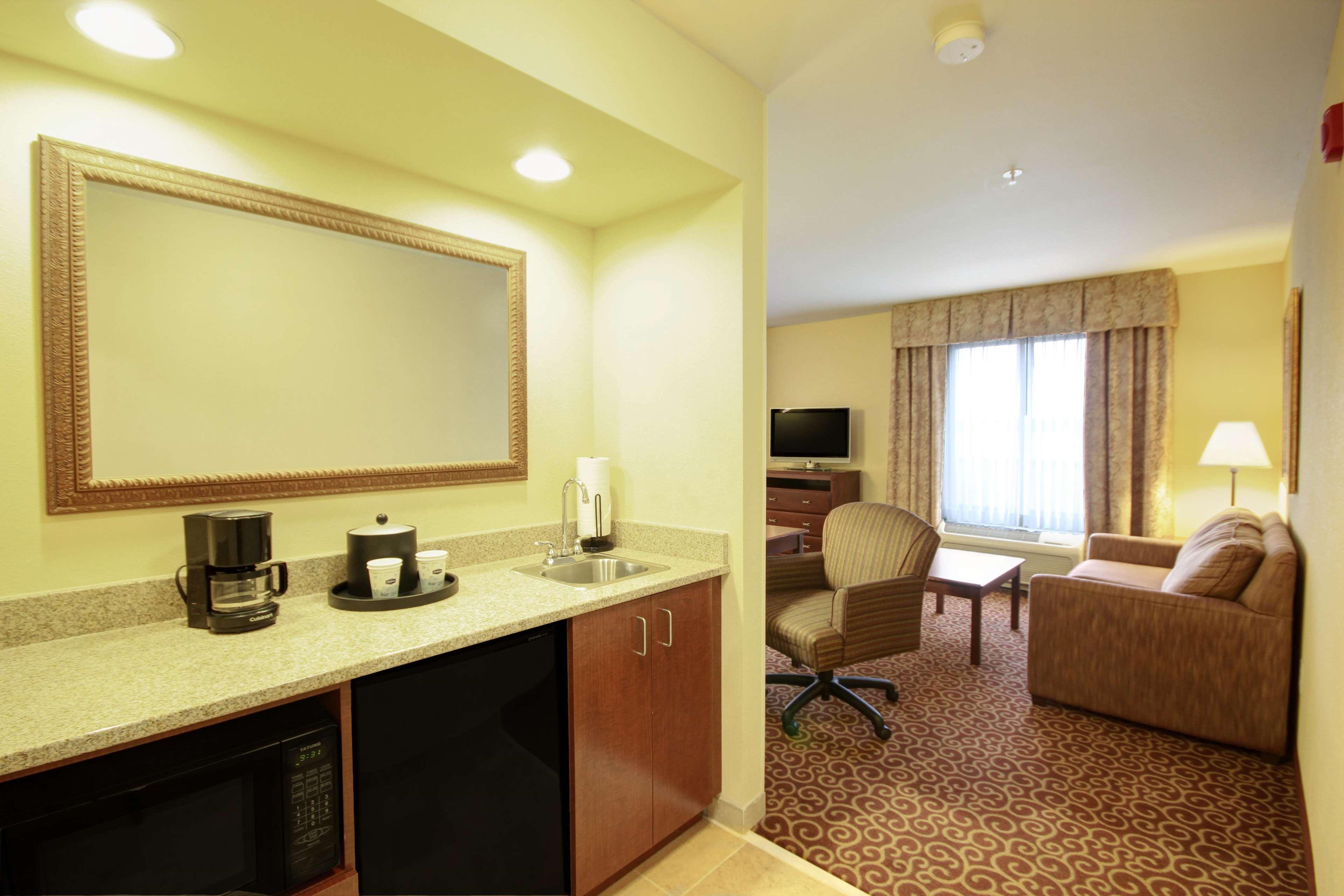 Hampton And Hotel 3*